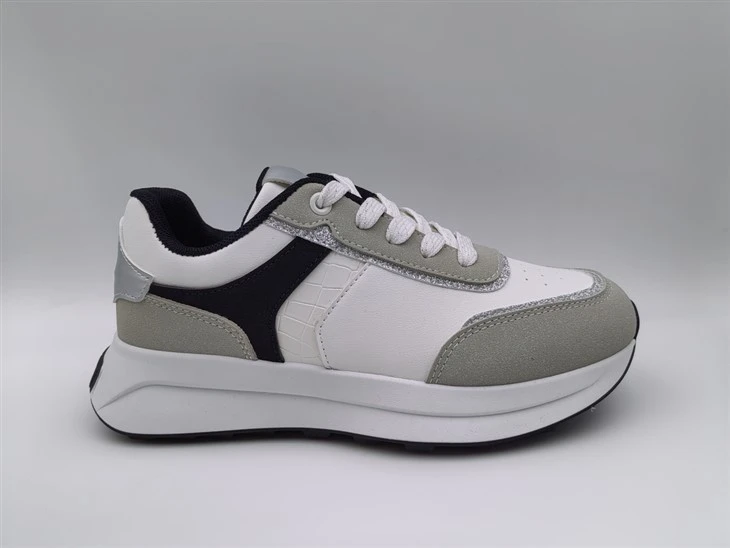 Women's Sports Sneakers